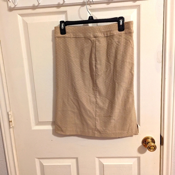 ✨3/$15✨ New York & Company Women's Skirt - Picture 1 of 9